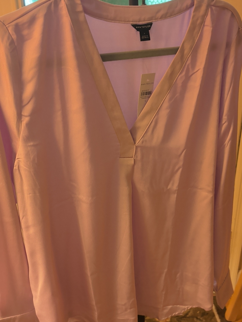Ann Taylor Blush Pink Satin V-Neck Tunic